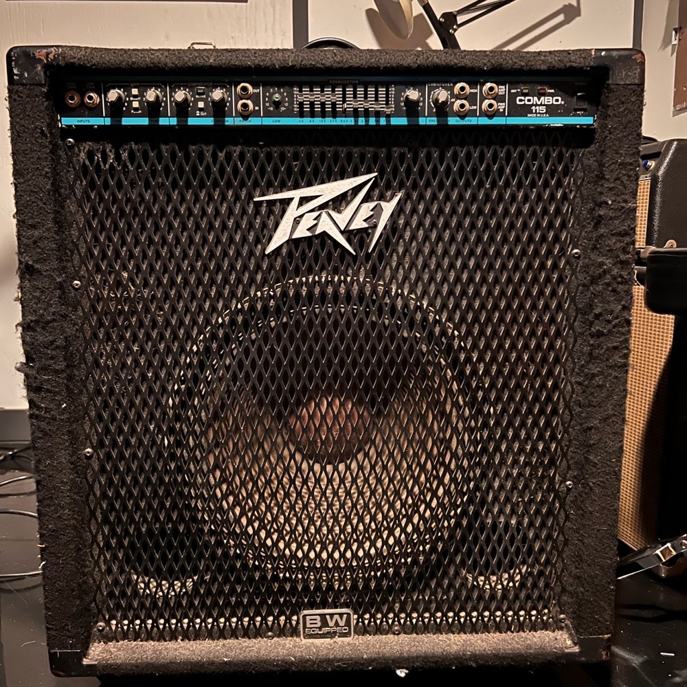 Peavey combo 115 bass amp cabinet combo